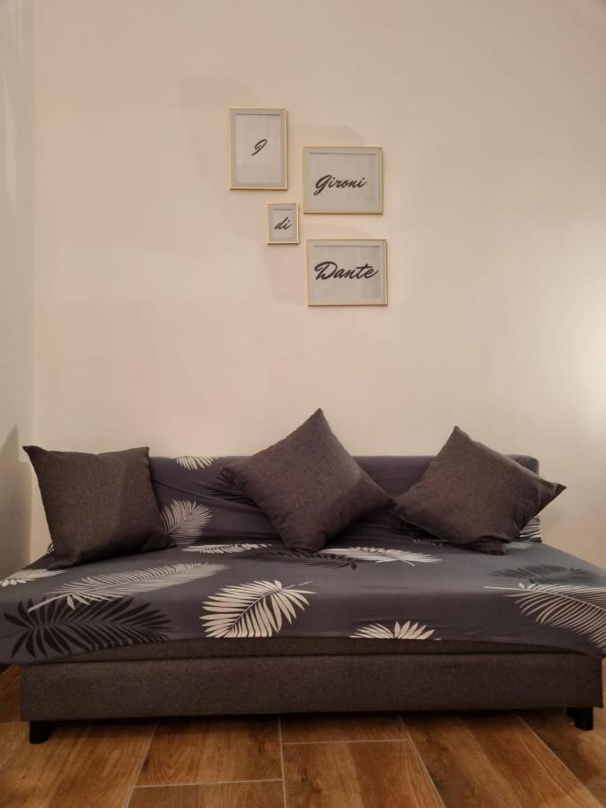 I Gironi Di Dante Apartment Napoli Ngoại thất bức ảnh