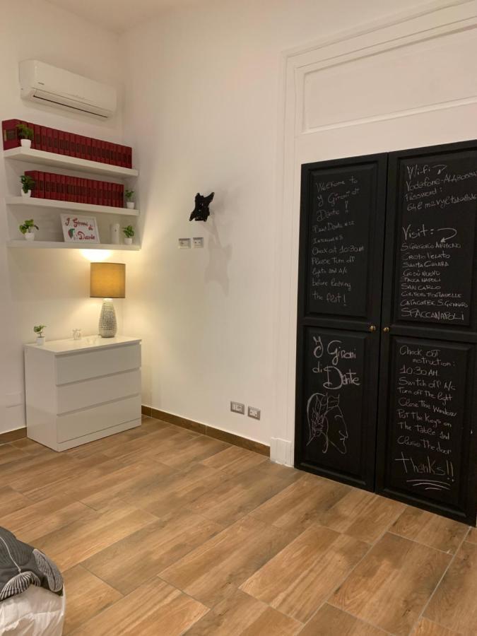 I Gironi Di Dante Apartment Napoli Ngoại thất bức ảnh